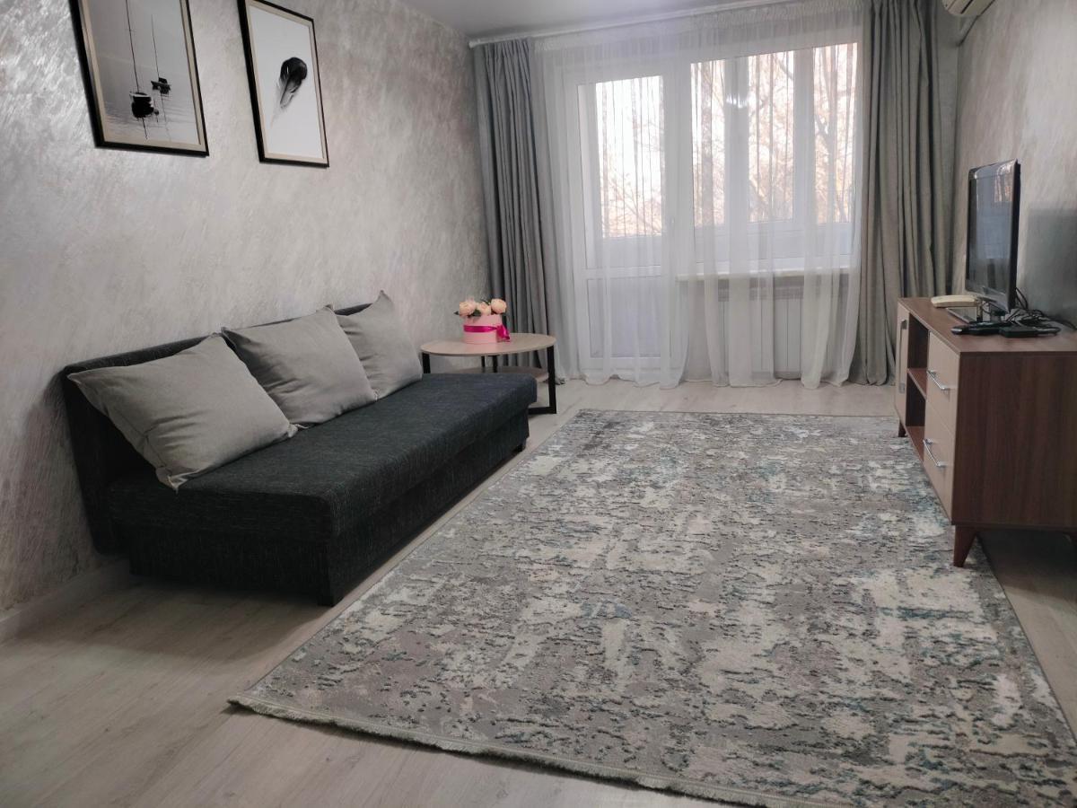 Уютная 2 Ком-Я Квартира В Центре Города, Район "Арбата" Apartment Almaty Luaran gambar